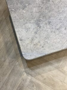 76CC4630-EAC5-482F-BEB7-585A73F49838